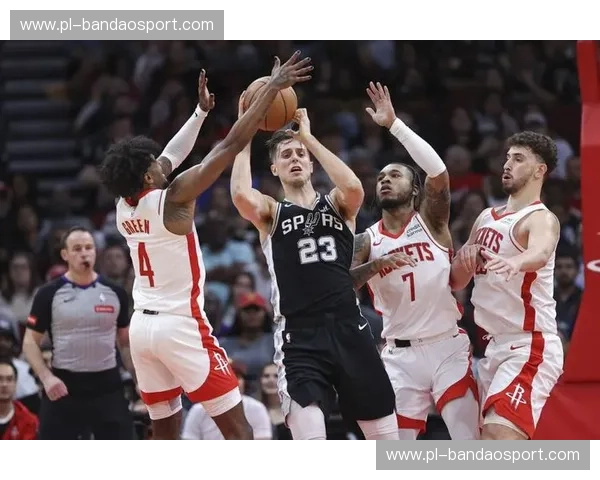 燃情瞬间,永恒经典:5月8日火箭vs马刺经典战役影像回顾